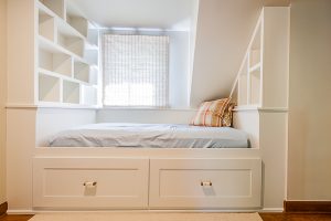 Daybed and Built-Ins in Indian Head Park, Illinois