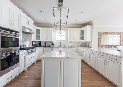 Kitchen Cabinetry Refinishing in Elmhurst, Illinois