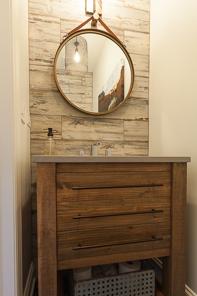 Restoration Powder Vanity in Clarendon Hills, Illinois