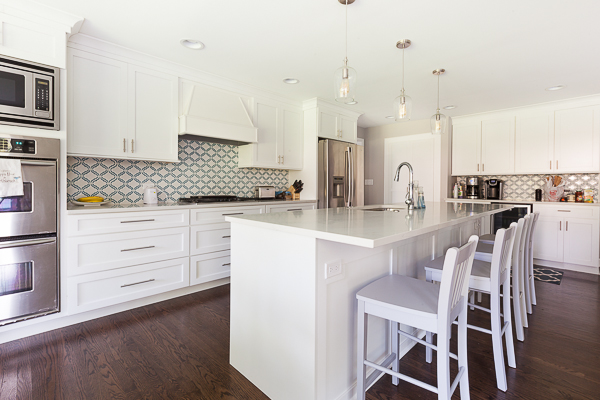 contemporary kitchens white cabinets