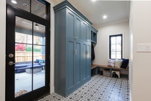 l shape mudroom locker cabinet walnut bench seat chicago illinois wheatland custom cabinetry