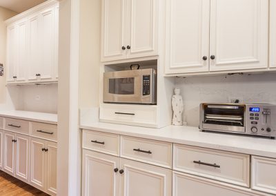 Kitchen Cabinet Painting in Elmhurst, Illinois