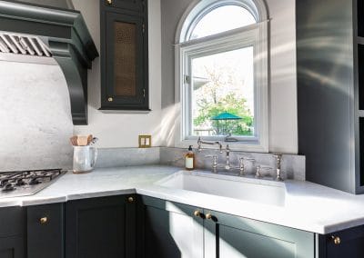 kitchen cabinet reface refinish western springs illinois farrow and ball studio green white dove shaker brass floating shelves brass grill