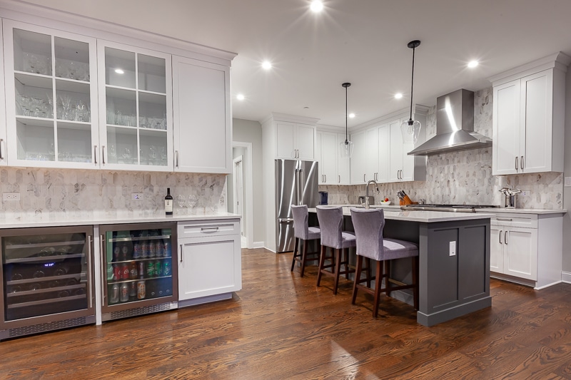 Navy Blue Shaker Frameless Kitchen Cabinets