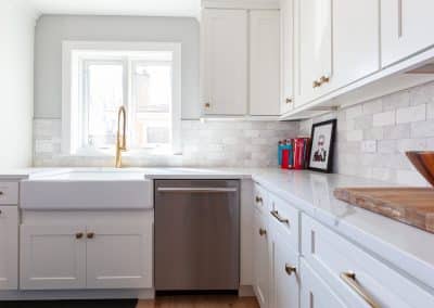 two tone kitchen cabinets shaker full overlay elmhurst illinois tumbled marble quartz