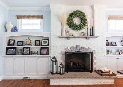 Warm Brick Meets Chic Cabinets in Elmhurst, Illinois